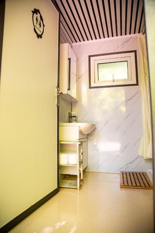 Dgg Woodland Escape Otel South Barrow Dış mekan fotoğraf